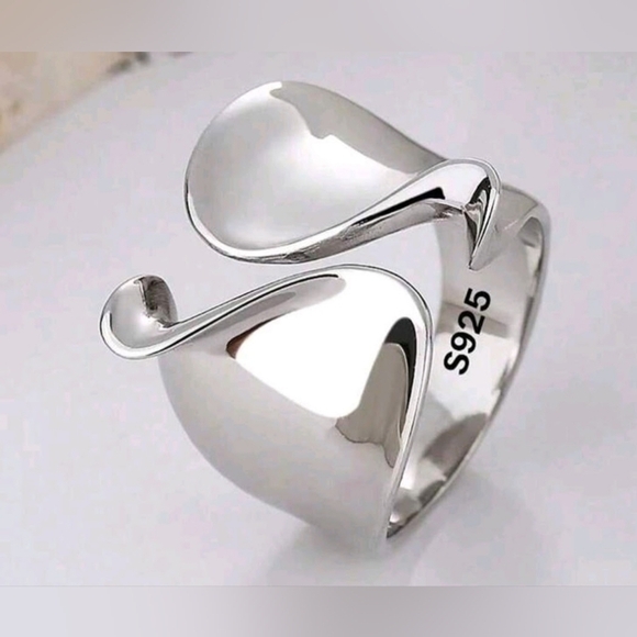Amazon.com: QIKAOLA 925 Sterling Silver Women Rings Colorful  Stament ring Sz 9 gift Box